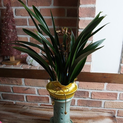 대훈(청자투각)