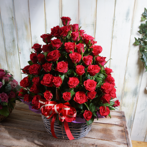 기쁨탄생100송이꽃바구니